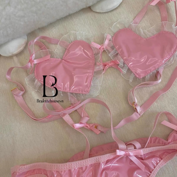 [CHE TÊN - HOẢ TỐC] Bộ đồ lót nữ trái tim S1869 HOLD MY HEART SET chất da PU kèm quần Bralettehousevn
