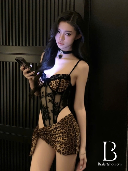 Bộ bodysuit Jaguar Bodysuit kèm cột váy Bralettehousevn