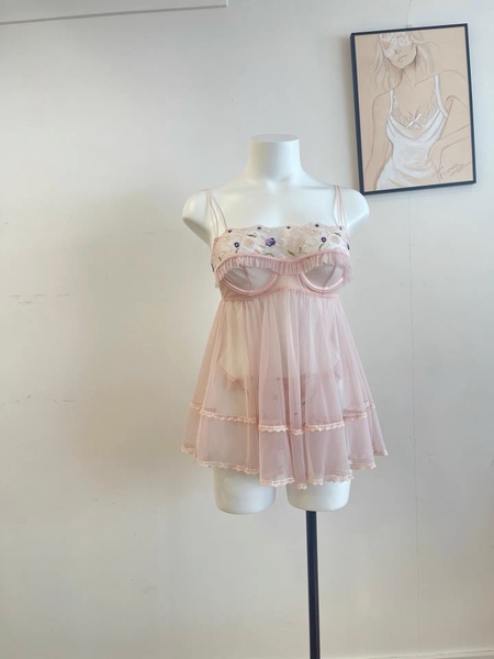 Đầm váy ngủ nữ cao cấp có gọng Qeqe Dress S2652 xuyên thấu phối ren bèo nữ tính tiểu thư gợi cảm Bralettehousevn