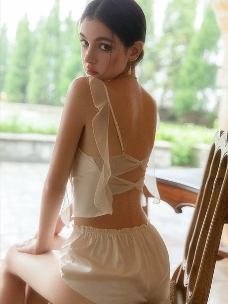 Bộ đồ ngủ 2 dây gợi cảm yêu kiều Tirra Set S2283 chất liệu satin cao cấp kèm quần short phối rũ quyến rũ cho nữ Bralettehousevn