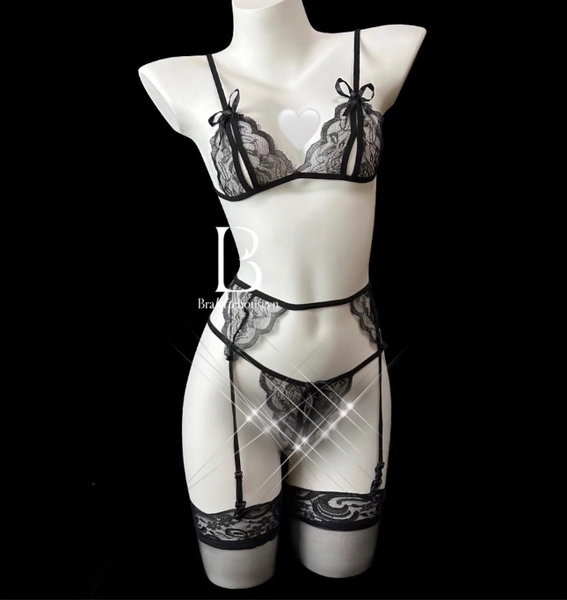 (Kèm kẹp vớ) Set đồ lót ren 3 món Erica Set S1962 gợi cảm cho nữ khoét đáy Bralettehousevn