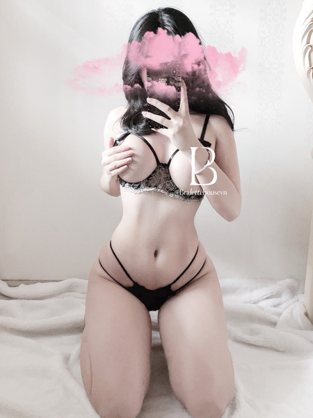 Set đồ lót có gọng khoét Bralette Lavie Set gợi cảm táo bạo quần xẻ đáy Bralettehousevn