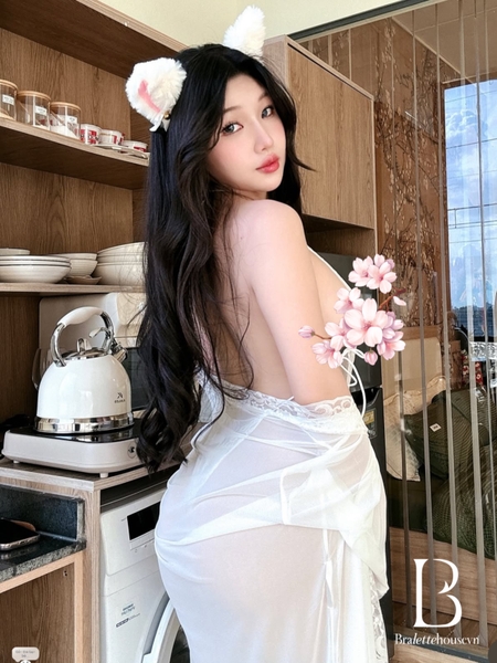 Bộ đồ ngủ Allure Set (choàng + bodysuit) S2581 chất voan xuyên thấu gợi cảm nữ tính Bralettehousevn