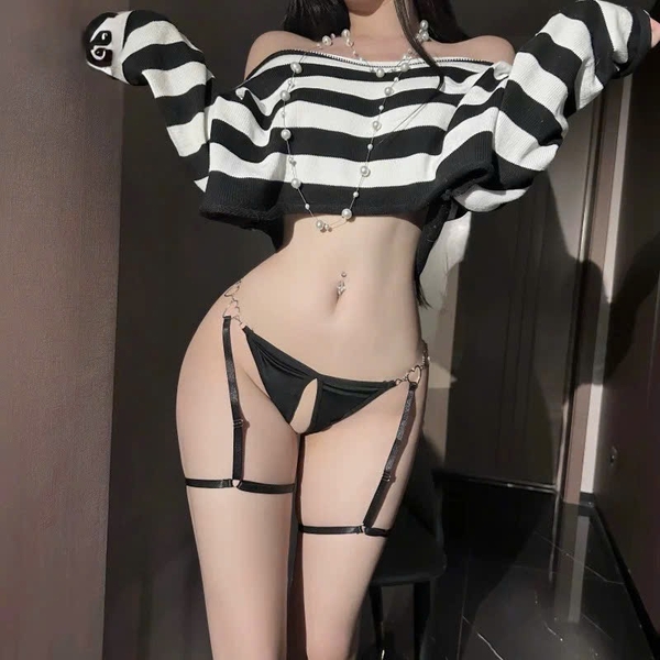 NOPE Panties Quần Lót Kèm Đai Phối Khoen Tim | Bralettehousevn