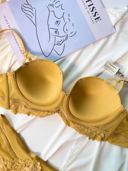 Set đồ lót nữ Sachi set S1632 có gọng và mút nâng ngực phối ren dáng cúp ngang Bralettehousevn