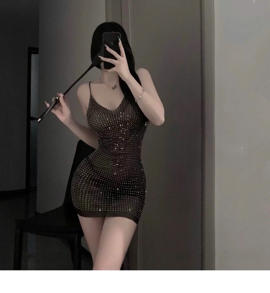 Váy ngủ lấp lánh xuyên thấu cổ đổ Shimmer Dress S2644 form suông Bralettehousevn