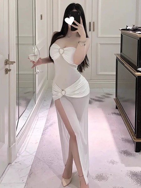 Đầm váy ngủ dài xuyên thấu Bold Dress S2645 phối khoen tim xẻ tà tôn dáng gợi cảm Bralettehousevn