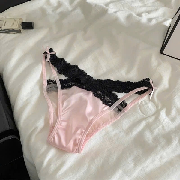 Quần lót ren nữ Flo Panties Q2322 phối bản ren gợi cảm nữ tính trẻ trung Bralettehousevn