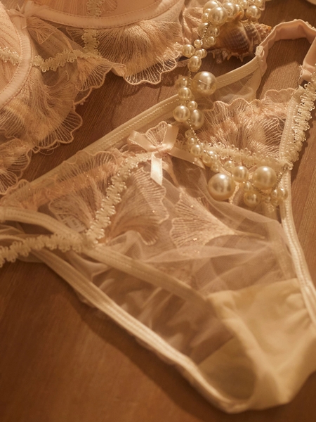 Bộ đồ lót cao cấp có mút Crocus Set tôn dáng kiểu Pháp sang trọng nữ tính Bralettehousevn