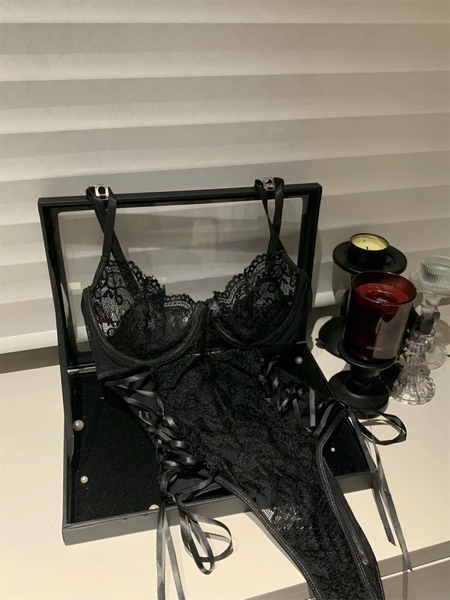 Bộ đồ liền thân ren Mixie Bodysuit cột dây hông gợi cảm Bralettehousevn