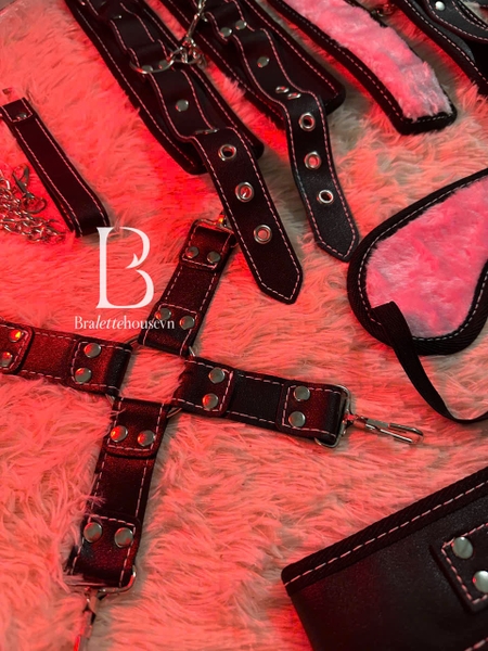 [18++] Bộ phụ kiện tình yêu Hardy Set PK2330 cao cấp da PU phối lông mềm 8 món phiên bản giới hạn Bralettehousevn