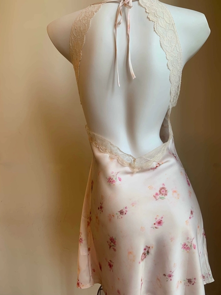Đầm váy ngủ satin cao cấp Blomma Dress S2630 in hoa mềm mại phối ren sang trọng nữ tính Bralettehousevn