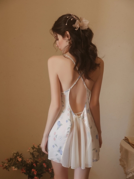 Váy ngủ nữ satin hoạ tiết Lerry Dress S2555xẻ tà gợi cảm hoạ tiết fruit nữ tính thanh lịch Bralettehousevn