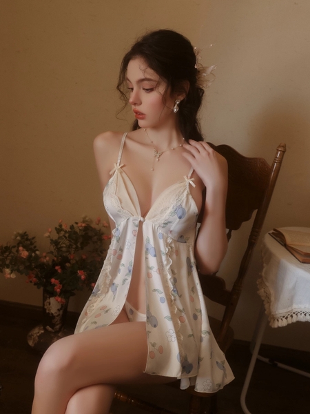 Váy ngủ nữ satin hoạ tiết Lerry Dress S2555xẻ tà gợi cảm hoạ tiết fruit nữ tính thanh lịch Bralettehousevn