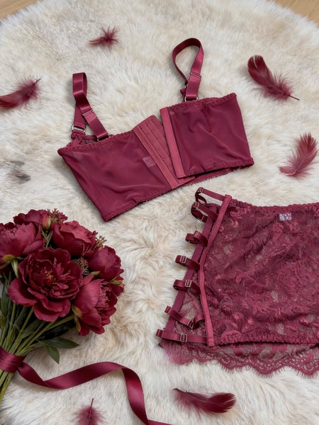 Bộ đồ lót kèm chân váy Hardness Set ren cut out gợi cảm xuyên thấu dáng áo corset Bralettehousevn