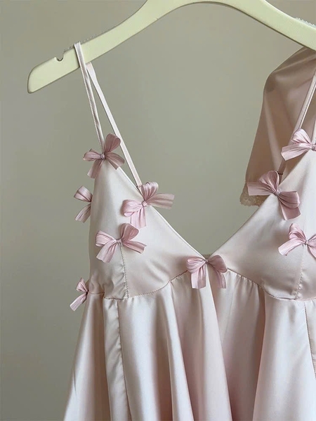 Bộ đồ ngủ satin Elara Set có mút kèm quần đính hoa 4D nữ tính gợi cảm tiểu thư Bralettehousevn