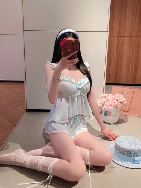 Bộ đồ ngủ Dainty Set kèm quần có mút sẵn nữ tính tiểu thư Bralettehousevn