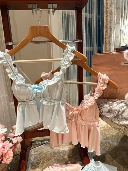 Bộ đồ ngủ Dainty Set kèm quần có mút sẵn nữ tính tiểu thư Bralettehousevn