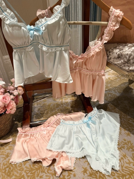Bộ đồ ngủ Dainty Set kèm quần có mút sẵn nữ tính tiểu thư Bralettehousevn