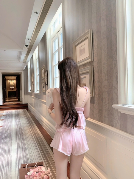 Bộ đồ ngủ Dainty Set kèm quần có mút sẵn nữ tính tiểu thư Bralettehousevn