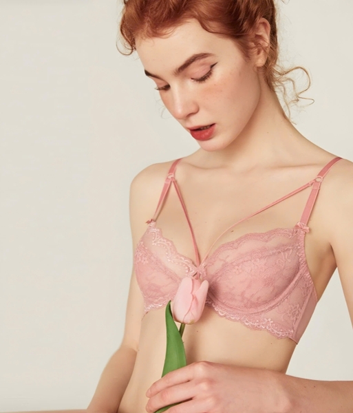 Set đồ lót ren nữ Lace Creamy Bra Set S652 kiểu 2 dây chéo xuyên thấu gợi cảm cao cấp kèm quần có gọng Bralettehousevn