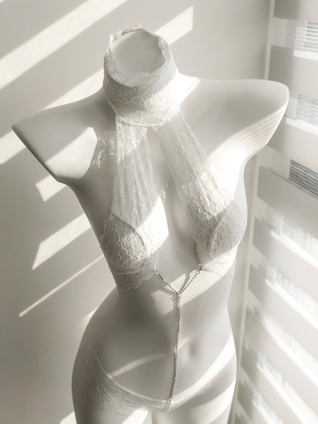 Bộ đồ ren 2 mảnh mặc được nhiều kiểu Chouchou Set S2595 kèm dây đai nối lấp lánh Bralettehousevn