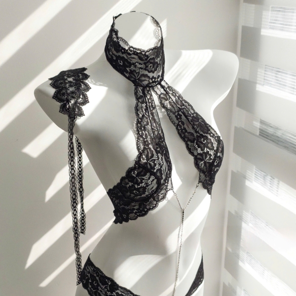 Bộ đồ ren 2 mảnh mặc được nhiều kiểu Chouchou Set S2595 kèm dây đai nối lấp lánh Bralettehousevn