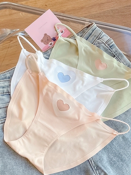 Quần lót nữ chất su Q1649 Quần su trái tim mềm họa tiết đáng yêu dáng tam giác dây mảnh Bralettehousevn