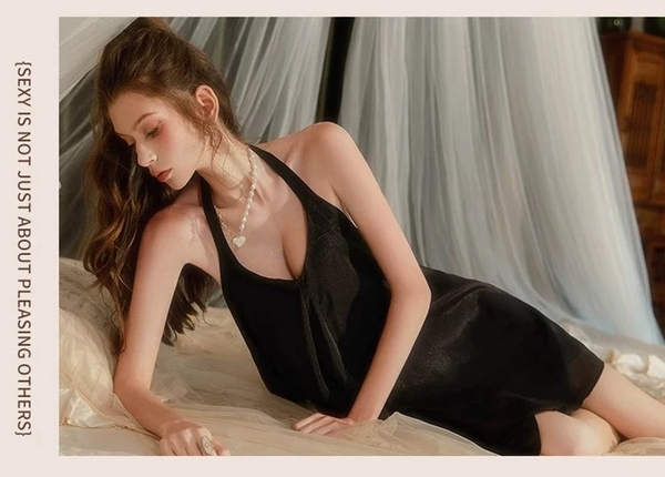 Đầm váy ngủ nữ satin cao cấp Katy Dress S2614 form suông cổ tim thoải mái có chun nữ tính đơn giản cao cấp Bralettehousevn