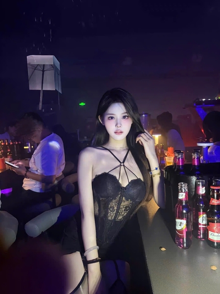 HOT HIT Lisa Corset S2574 kèm quần nữ tính quyến rũ điểm nhấn dây trước ngực siêu tôn dáng Bralettehousevn