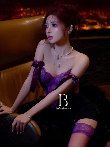 (Tặng kèm tất) Risa Bodysuit