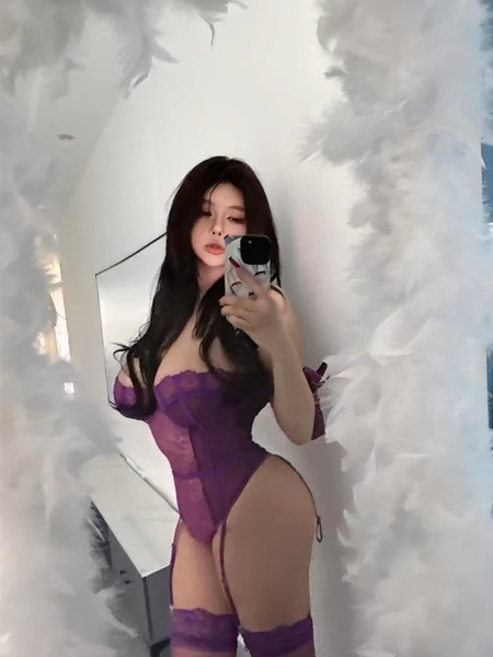 (Tặng kèm tất) Risa Bodysuit