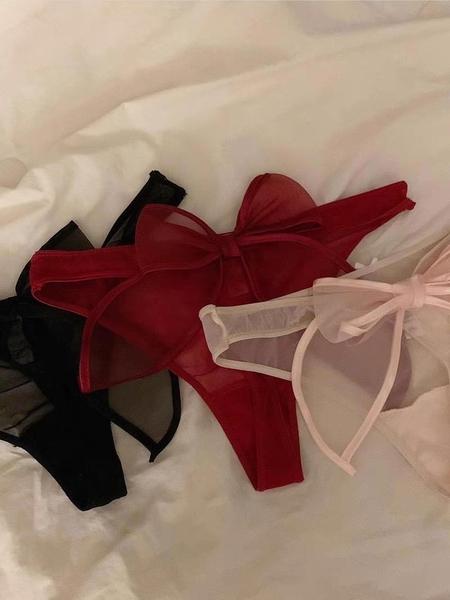 Quần lót lọt khe phối nơ voan to Free Gift Panties Q1842 gợi cảm Bralettehousevn