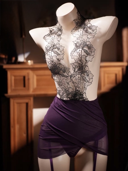 Chany Dress – Đầm Thun Form Nhỏ Phối Ren Suốt Chân Váy Chữ A Ôm Sát Bralettehousevn