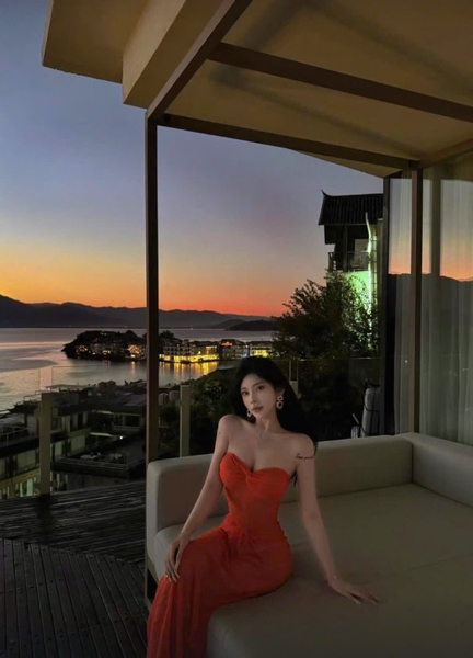 Đầm váy ren nữ Oran Dress S2530 xuyên thấu hot hit nhất mùa hè cúp ngang dáng dài siêu tôn dáng gợi cảm Bralettehousevn