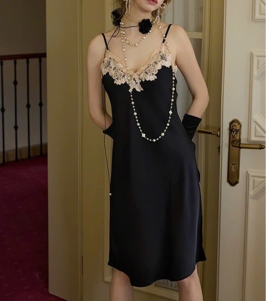 Đầm váy ngủ satin phối hoa cao cấp Graceful Dress dáng lửng thanh lịch nữ tính sang trọng Balettehousevn