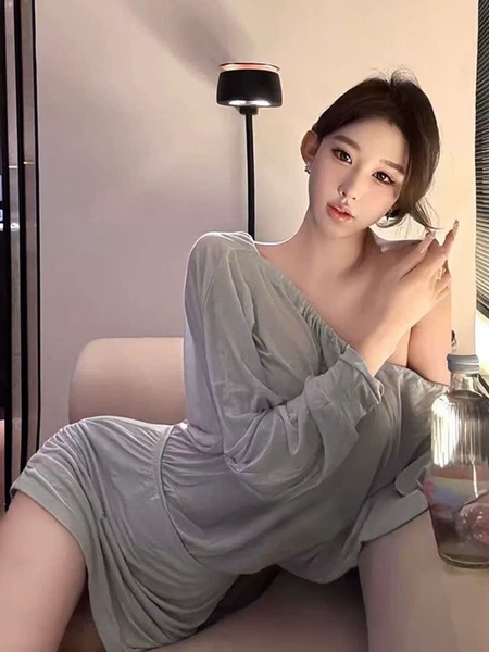Yakun Dress Váy Ngủ Thun Vai Trễ Hở Lưng Tay Dài | Bralettehousevn