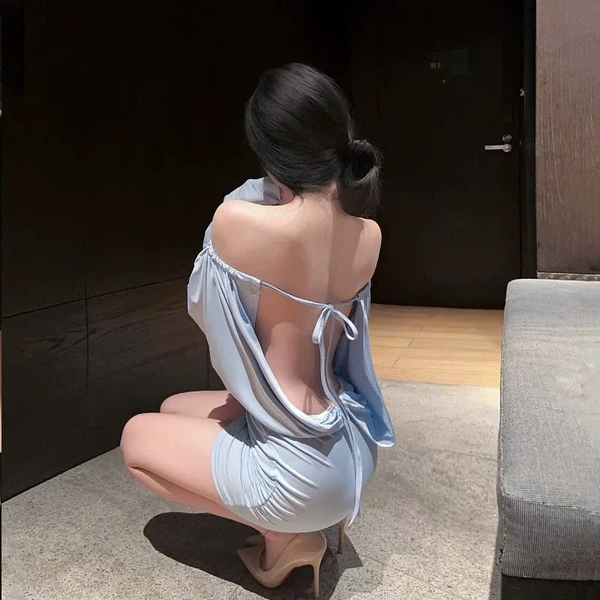 Yakun Dress Váy Ngủ Thun Vai Trễ Hở Lưng Tay Dài | Bralettehousevn