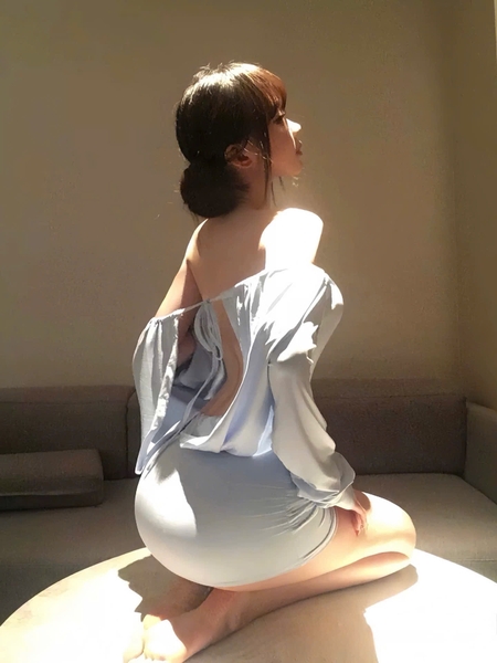 Yakun Dress Váy Ngủ Thun Vai Trễ Hở Lưng Tay Dài | Bralettehousevn