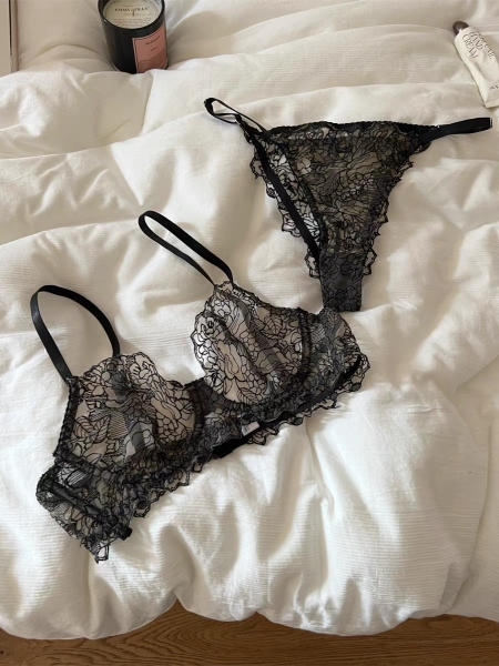 (che tên) 𝐒𝟐𝟎𝟔𝟐 𝐇𝐄𝐋𝐄𝐍𝐀 𝐒𝐄𝐓 Bộ đồ lót ren gợi cảm quyến rũ hoa văn thêu sắc nét sexy cho nữ HÀNG CAO CẤP Bralettehousevn