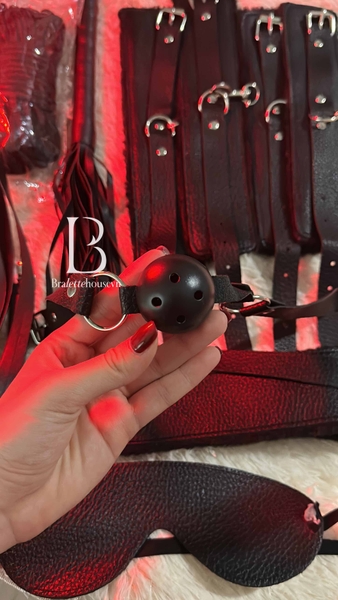 Bộ đồ 8 món phụ kiện LOVE ME HARDER SET PK275 da PU phối lông mềm Bralettehousevm