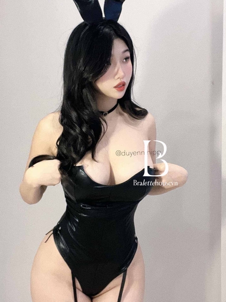 [𝘾𝙝𝙚 𝙩𝙚̂𝙣-𝐓𝐚̣̆𝐧𝐠 𝐩𝐡𝐮̣ 𝐤𝐢𝐞̣̂𝐧] S1868 CANIROVE BUNNY Set bộ đồ da liền thân hoá trang nàng thỏ gợi cảm Bralettehousevn