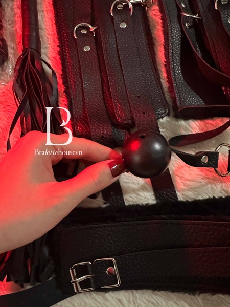 Bộ đồ 8 món phụ kiện LOVE ME HARDER SET PK275 da PU phối lông mềm Bralettehousevm