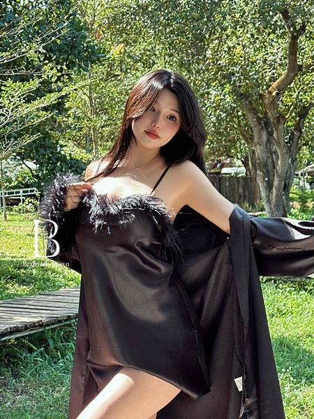 [✨SLAY SERIES✨] Choàng Rada phối đầm Dara satin đính lông tay áo sang chảnh nữ tính cao cấp loại 1 Bralettehousevn