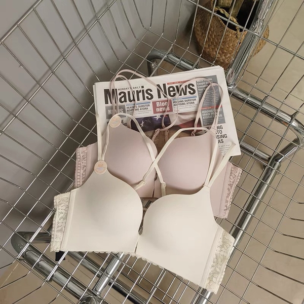 S1640 Áo lót nữ chất su không gọng có mút Bra su đan dây Bralettehousevn