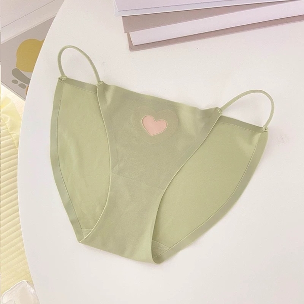 Quần lót nữ chất su Q1649 Quần su trái tim mềm họa tiết đáng yêu dáng tam giác dây mảnh Bralettehousevn