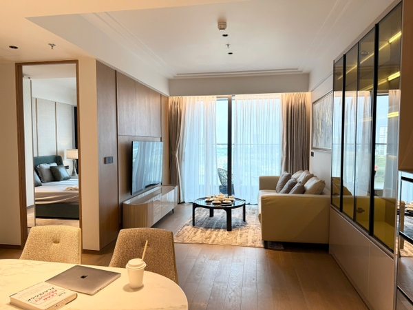 CHO THUÊ CĂN HỘ CAO CÂP 1 PHÒNG NGỦ FULL NỘI THẤT GRAND MARINA