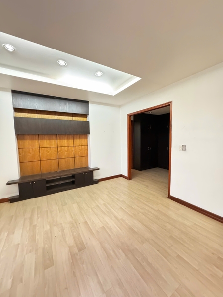 BÁN PENTHOUSE 5PN CHUNG CƯ SKY GARDEN