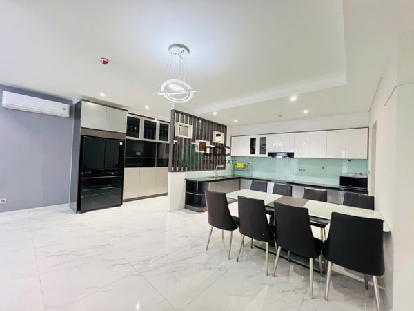 🏷️ BÁN CĂN HỘ MIDTOWN M5 – 3PN, 135M² – GIÁ 13,150 TỶ (FULL NT, BAO THUẾ PHÍ)