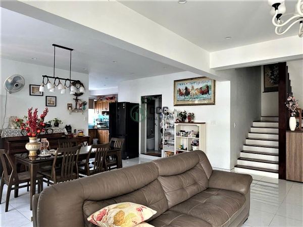 🏠 CHO THUÊ SKY GARDEN 2 – 5PN, 265M² – GIÁ 40 TRIỆU/THÁNG